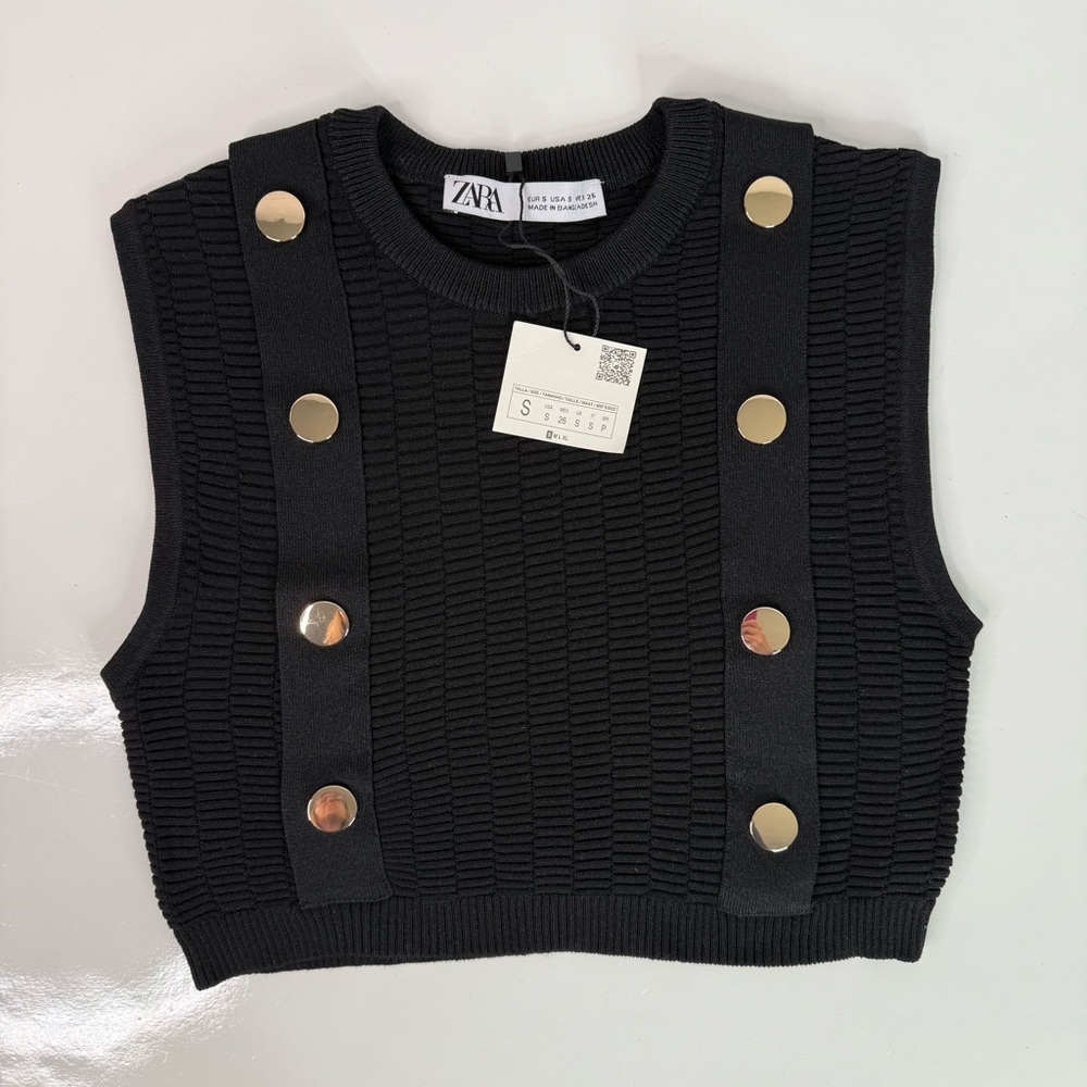 NEW ZARA S Black Sleeveless Crop Top Knit Vest Gold Button Accents Small NWT - Picture 2 of 15